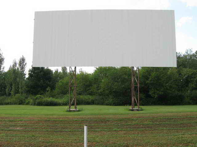 Hi-Road Drive-In - 2000S Photos (newer photo)